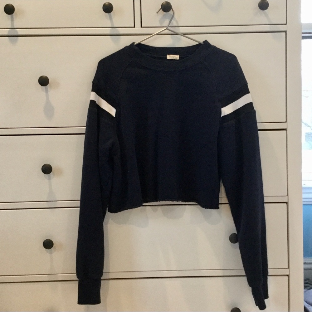NWOT Brandy Melville Pullover